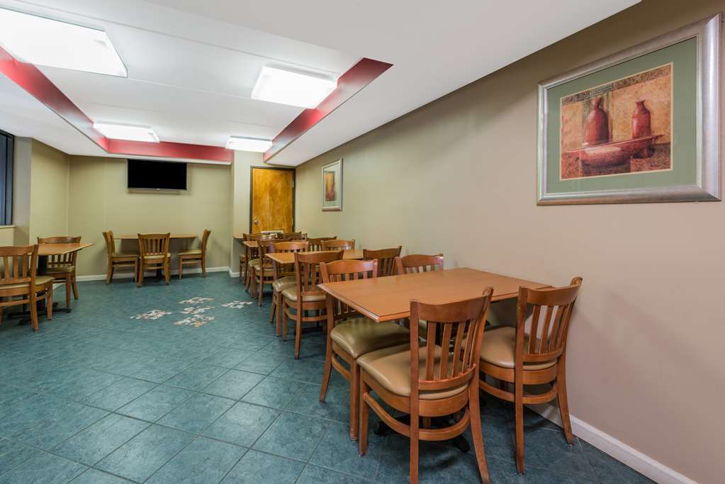 Days Inn By Wyndham Hurstbourne Louisville Facilidades foto